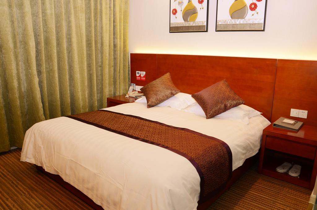 XI Tang Hotel Jiashan  Room photo